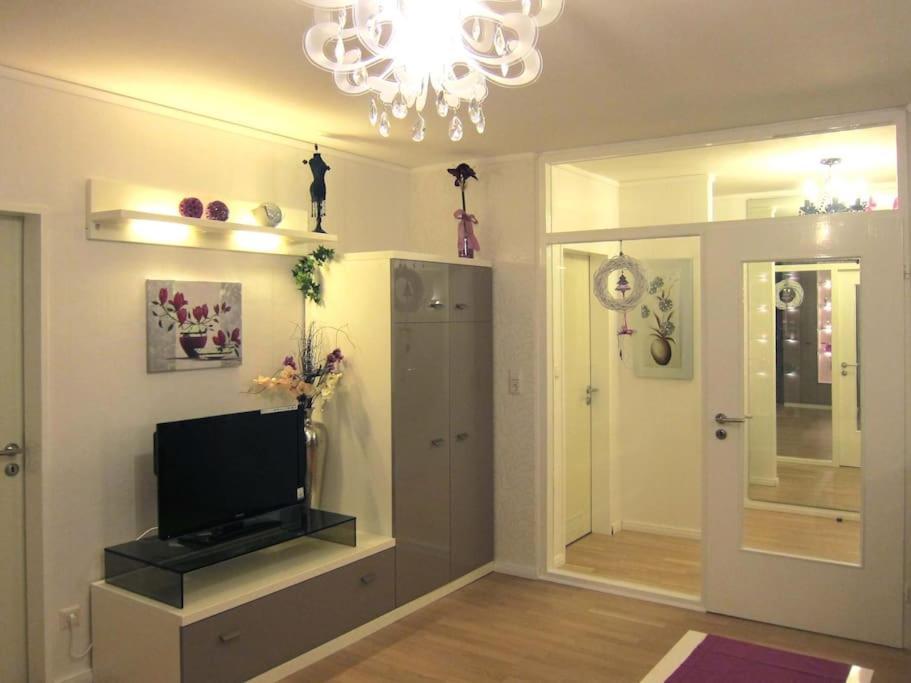 Modernes 1 Zimmer Luxusappartement Kleiner Roland Mit Parkplatz Und Balkon In Bremen Naehe Zentrum Eksteriør billede
