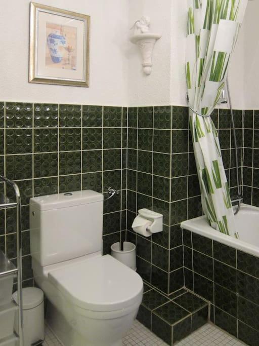 Modernes 1 Zimmer Luxusappartement Kleiner Roland Mit Parkplatz Und Balkon In Bremen Naehe Zentrum Eksteriør billede