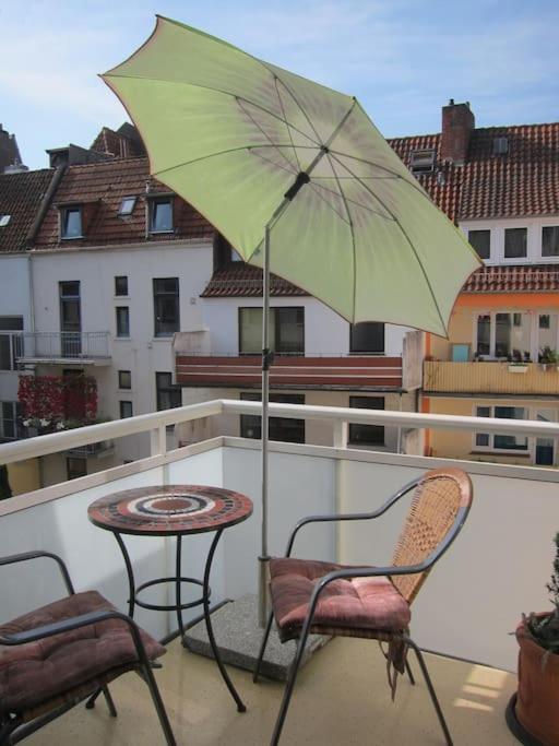 Modernes 1 Zimmer Luxusappartement Kleiner Roland Mit Parkplatz Und Balkon In Bremen Naehe Zentrum Eksteriør billede